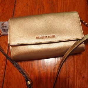 Michael Kors xbody clutch - NEW